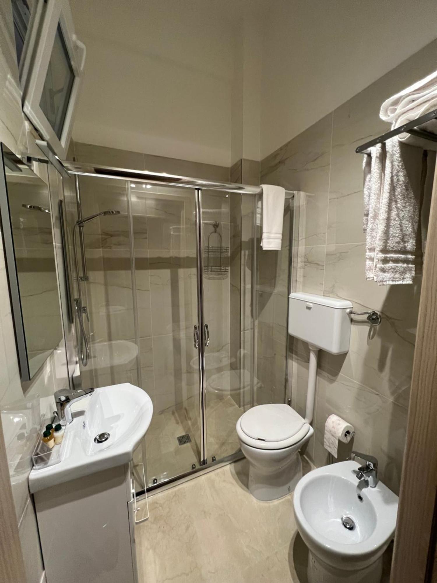 Hotel Buongiorno & Benvenuti Trani Zewnętrze zdjęcie